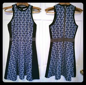Club Monaco scuba dress with pockets!